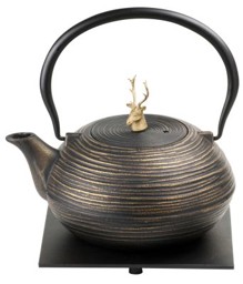 MO YO öntöttvas teáskanna 1,2 l fekete-arany színű, alátéttel képe