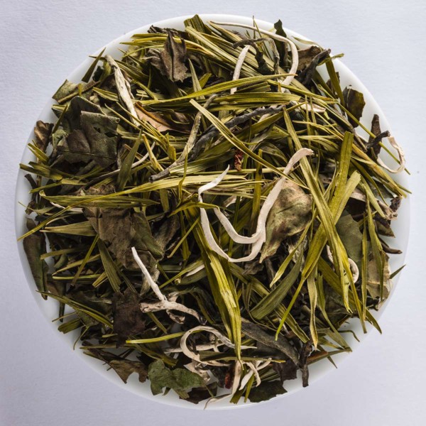 VÖRÖSÁFONYA zöld tea képe